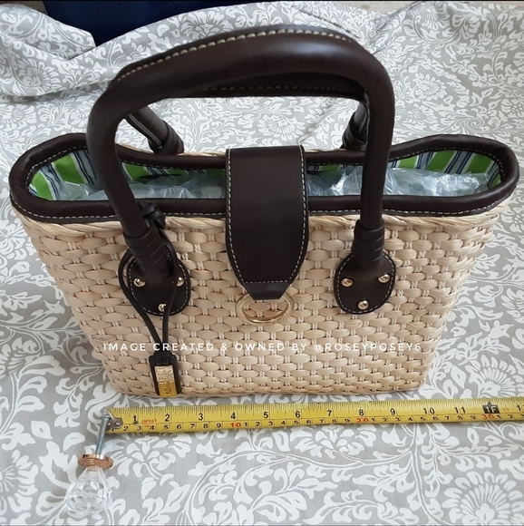 **SOLD** Chaps Straw Handbag EUC - Picture 8 of 11
